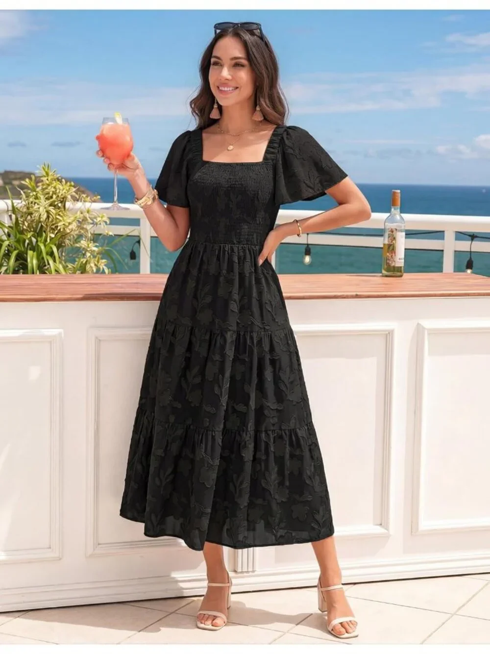 Women‘s Summer Boho Floral Midi Dress Black Short Sleeve Square Neck Flowy Beach